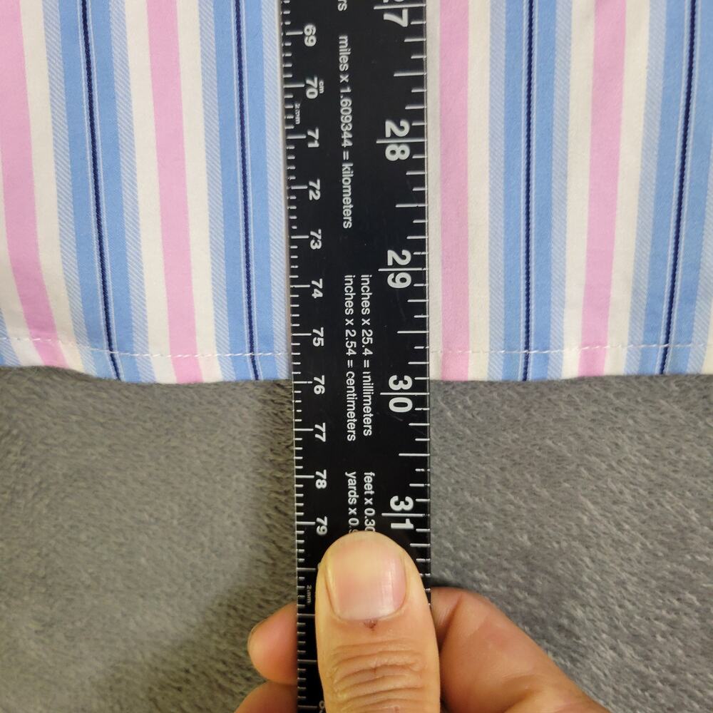 Button Down Mens Size - Picture 5 of 16